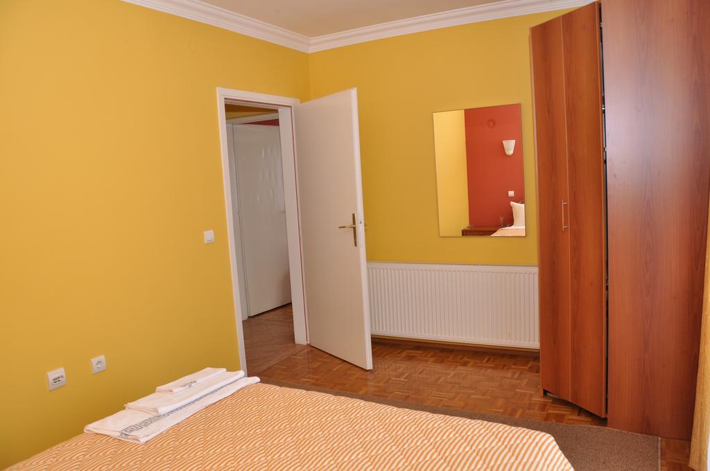Kompleks Fontana Vladičin Han Quarto foto